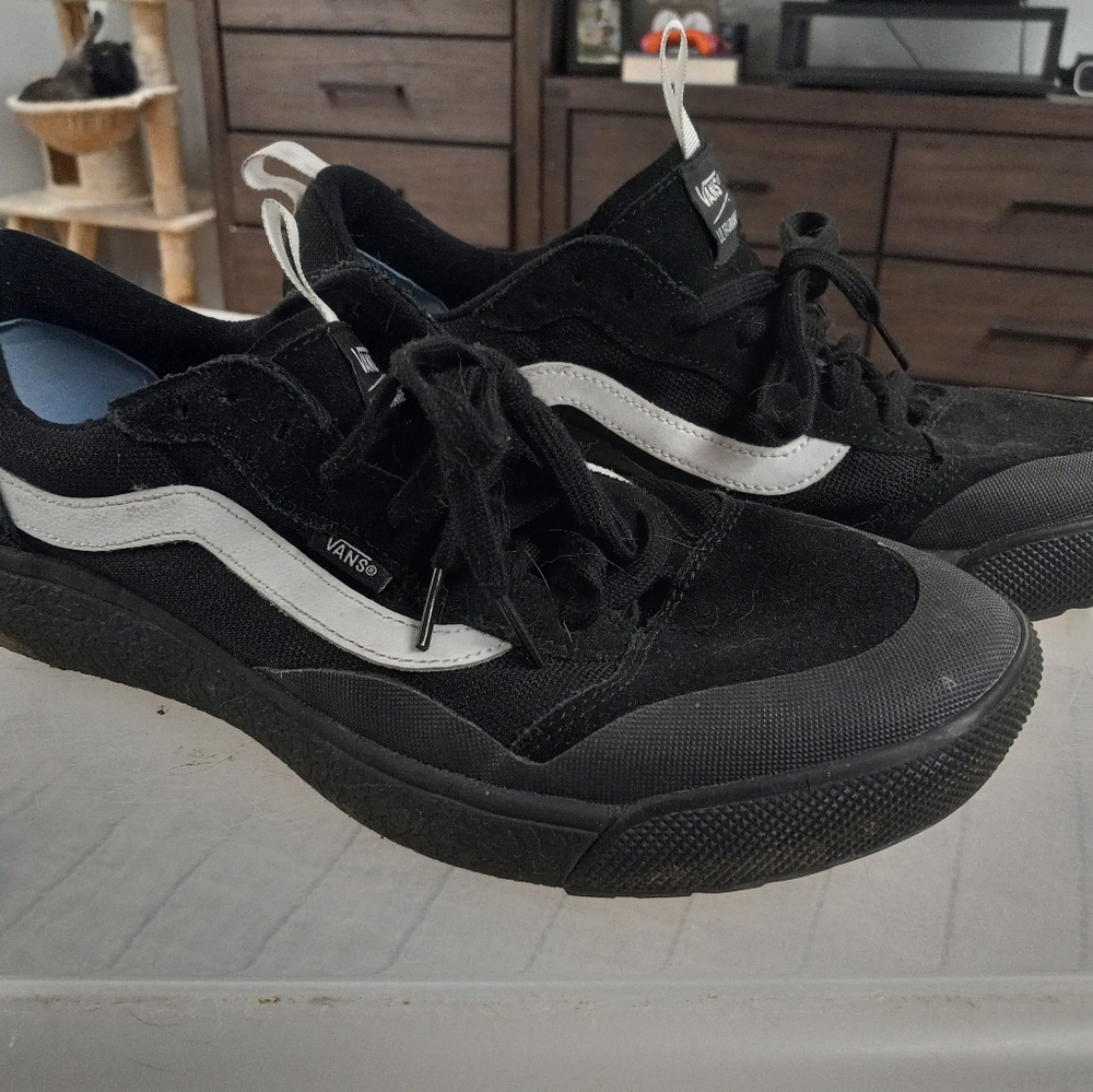 vans ultra range